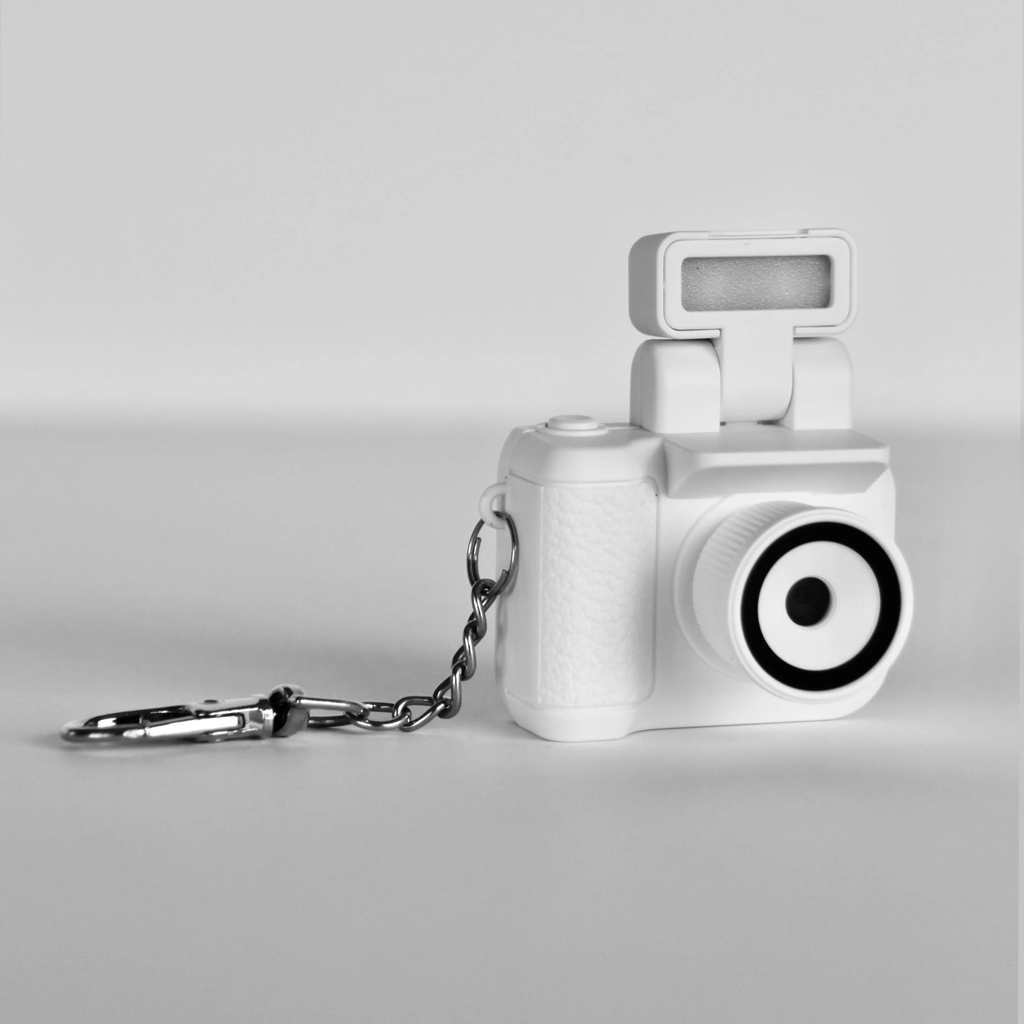 VintiCam™ Retro Keychain Camera